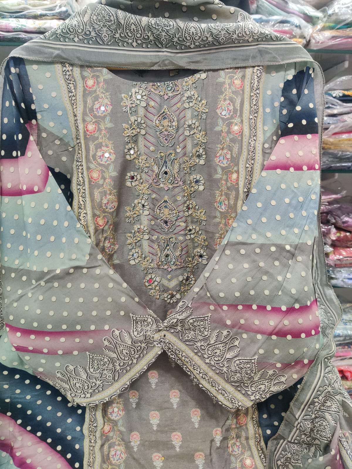 RTW Falah Premium Maslin Collection Code : 30487 Falah Designer Suits